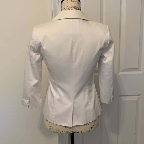 Three quarter sleeve white jacket/blazer from Limited. Sz XS - Picture 2 of 6